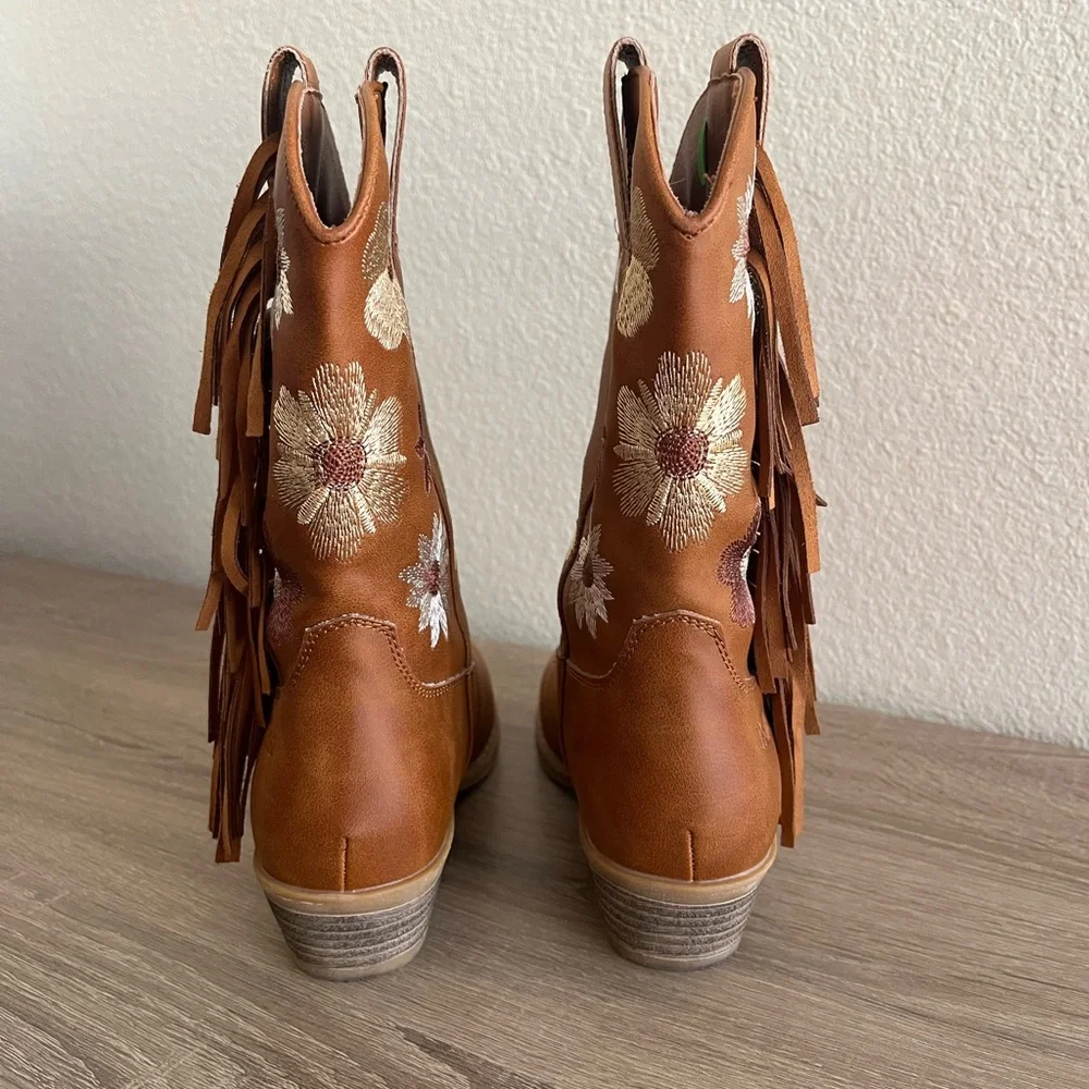 Rollda Floral Embroidered Girl’s Boots 3 Cowgirl with Fringe Pull on